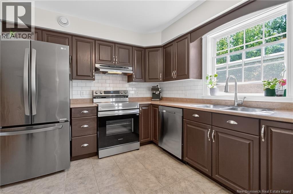 23 Maplewood Drive - Image 10