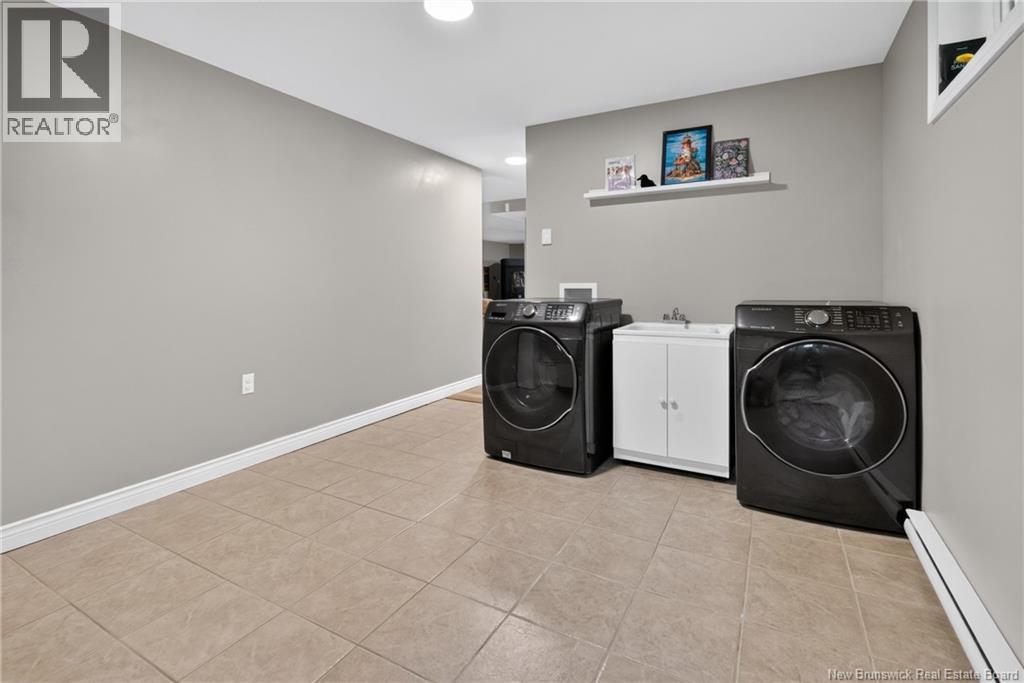 23 Maplewood Drive - 23