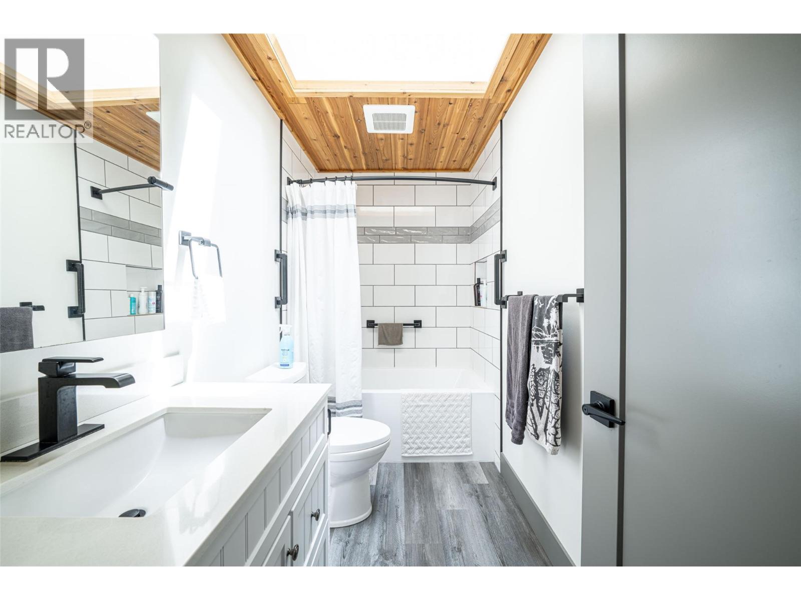 839 8th Avenue - 30