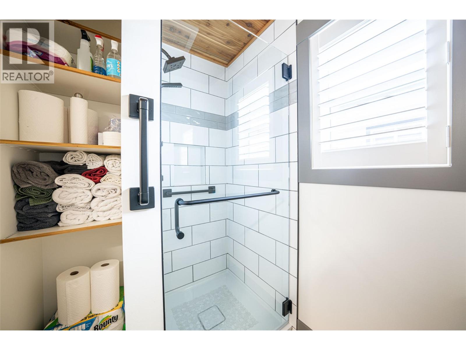 839 8th Avenue - 29