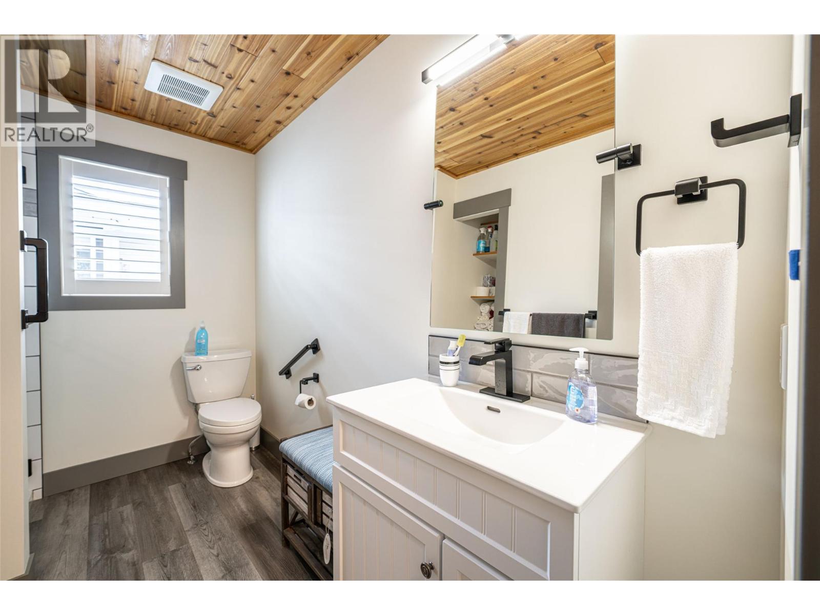 839 8th Avenue - 27