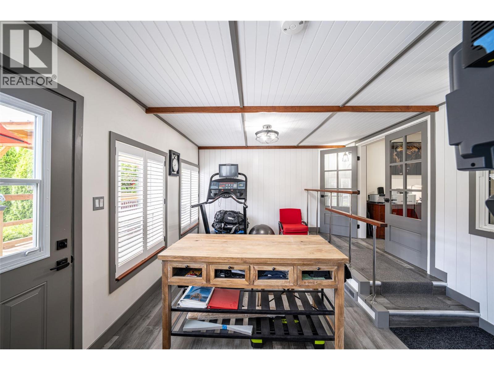 839 8th Avenue - 42