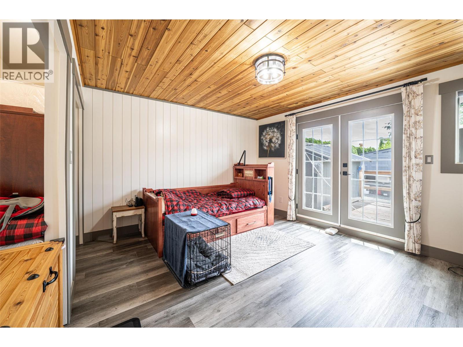 839 8th Avenue - 32