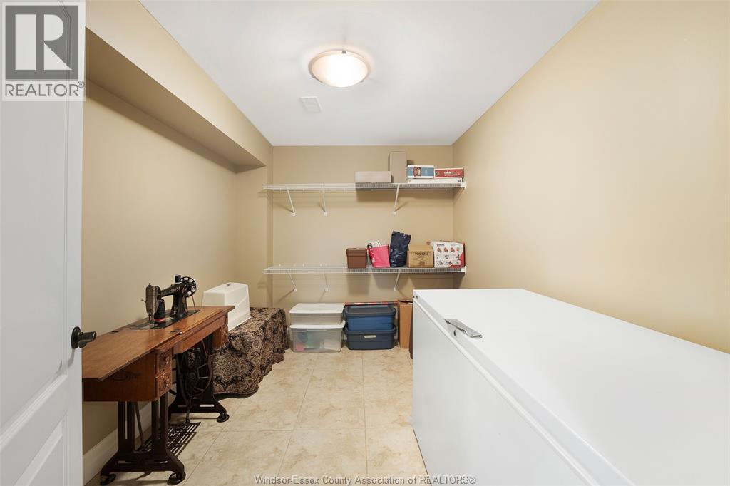 2655 SKINNER STREET - 42