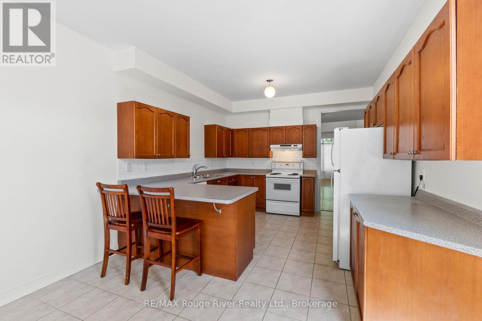 797 KANE TERRACE - Image 24