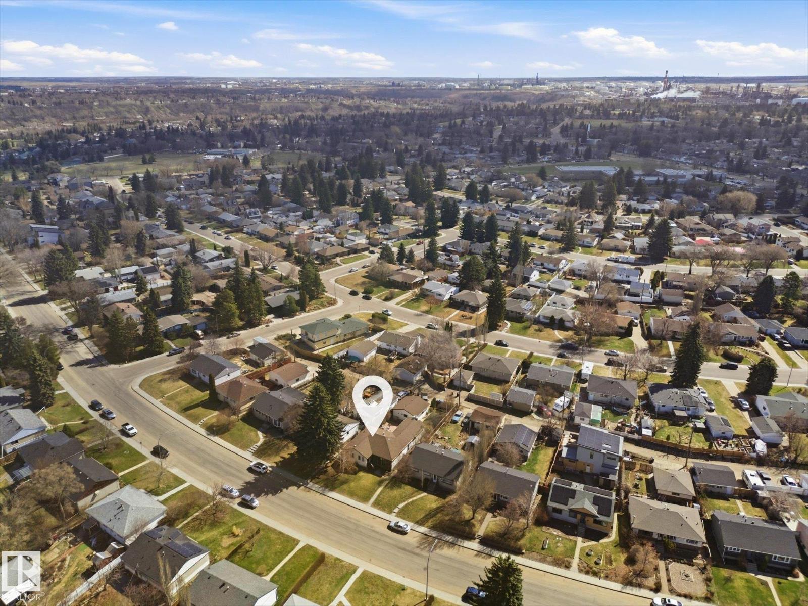 10667 65 ST NW - 34