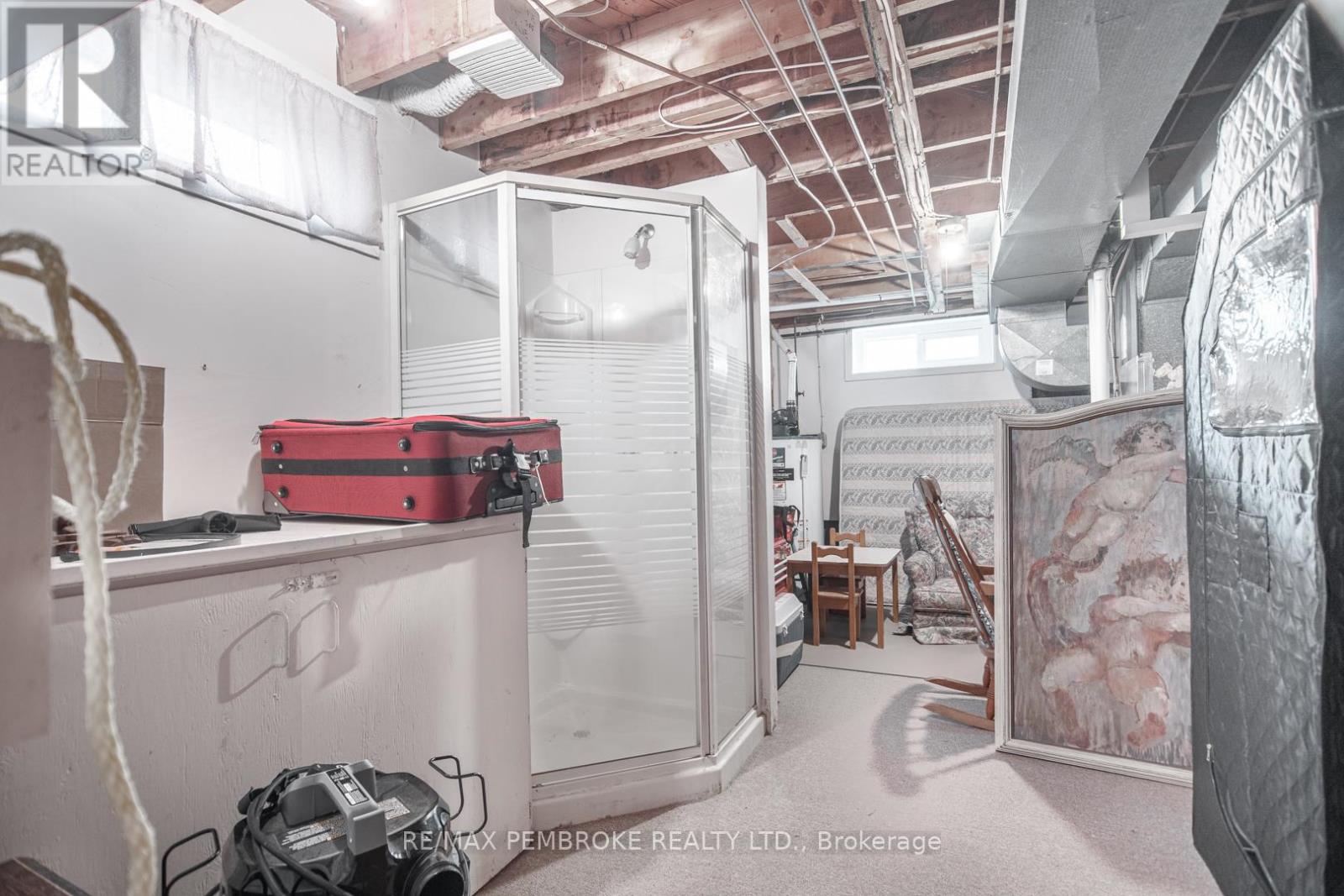 136 ELLIS AVENUE - 25