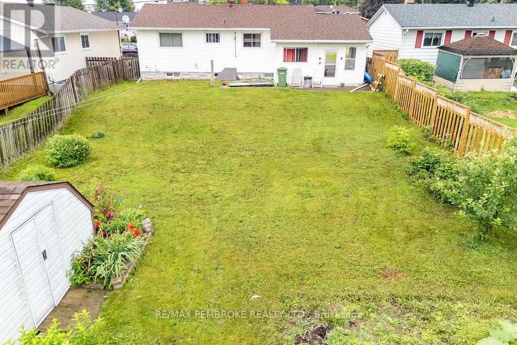 136 ELLIS AVENUE - 50