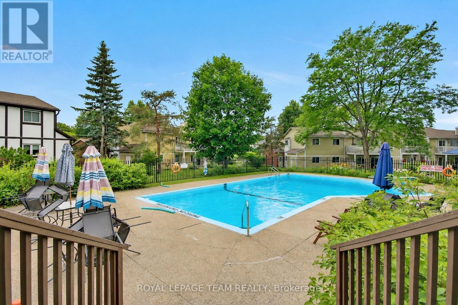 #B 10 STONEHILL COURT - 36