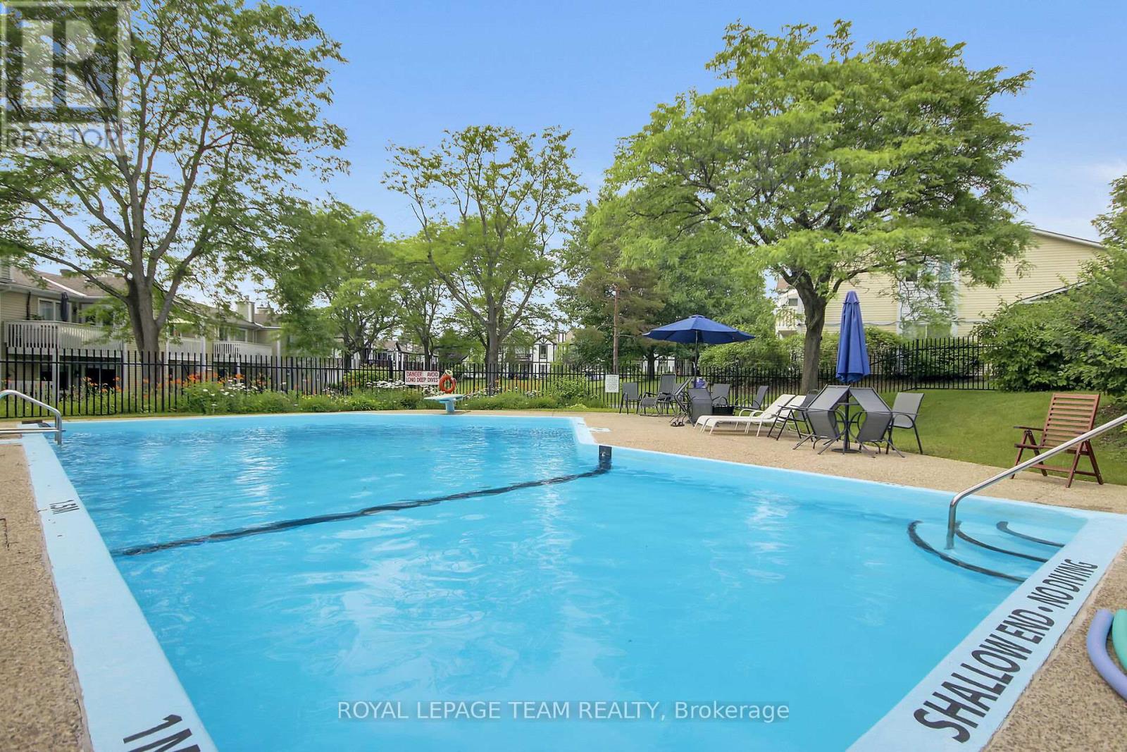 #B 10 STONEHILL COURT - 39