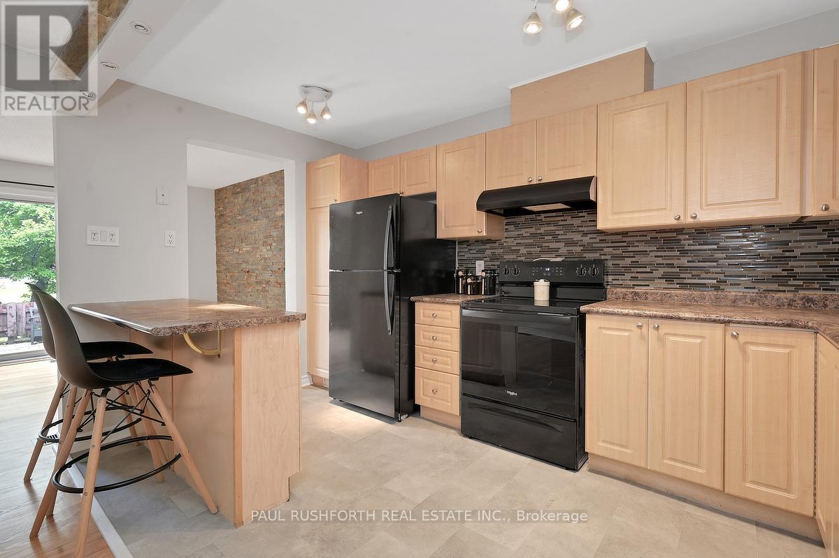 24 BANEBERRY CRESCENT - 11
