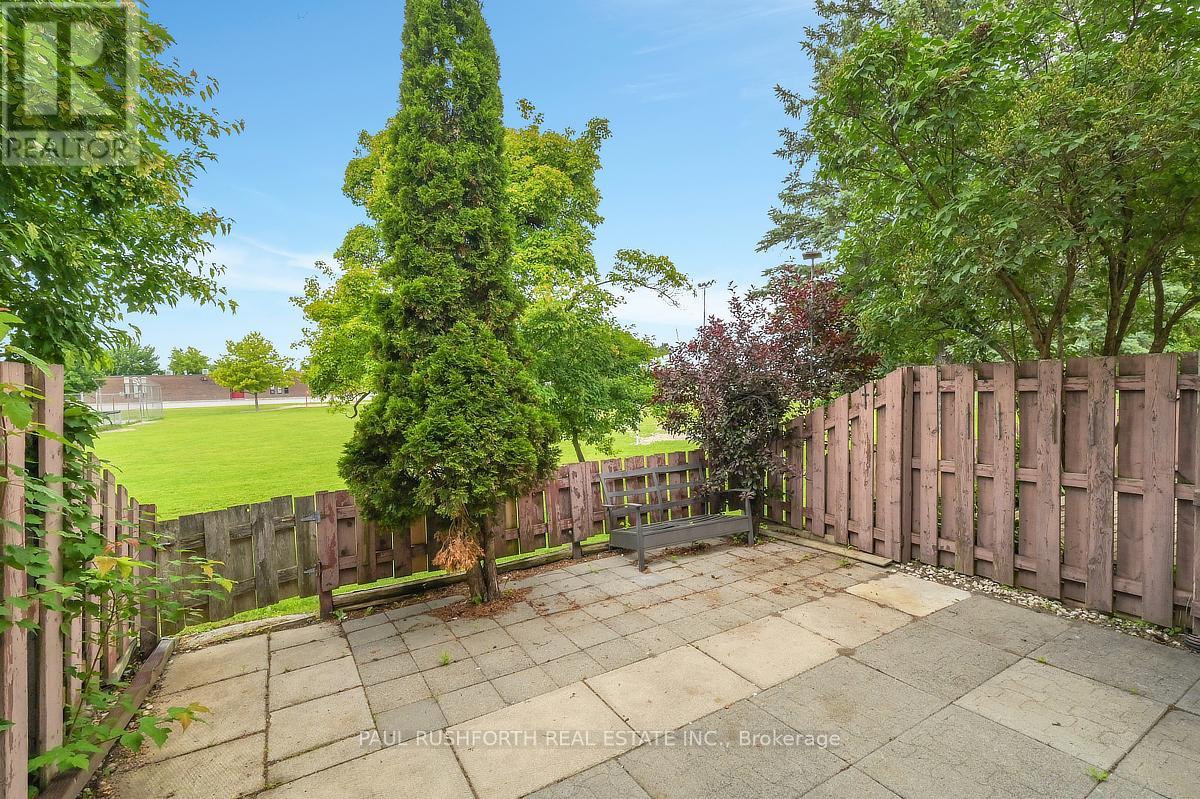 24 BANEBERRY CRESCENT - 28