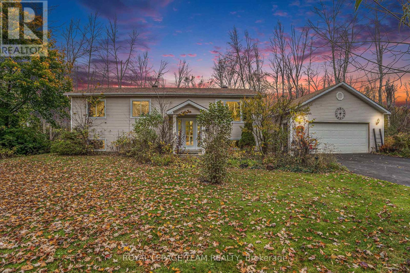 4 BLACK WALNUT ROAD - 2