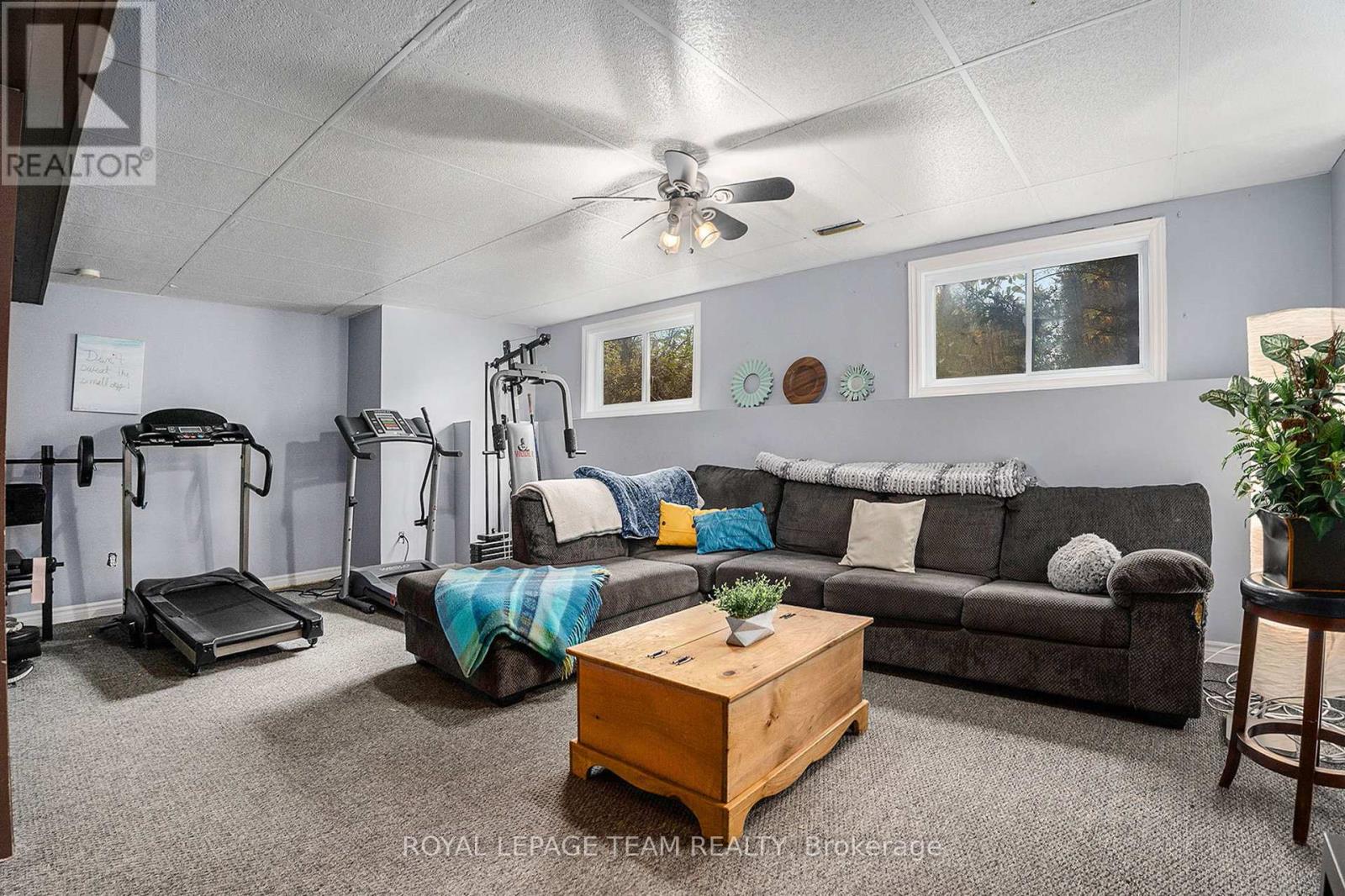 4 BLACK WALNUT ROAD - 25