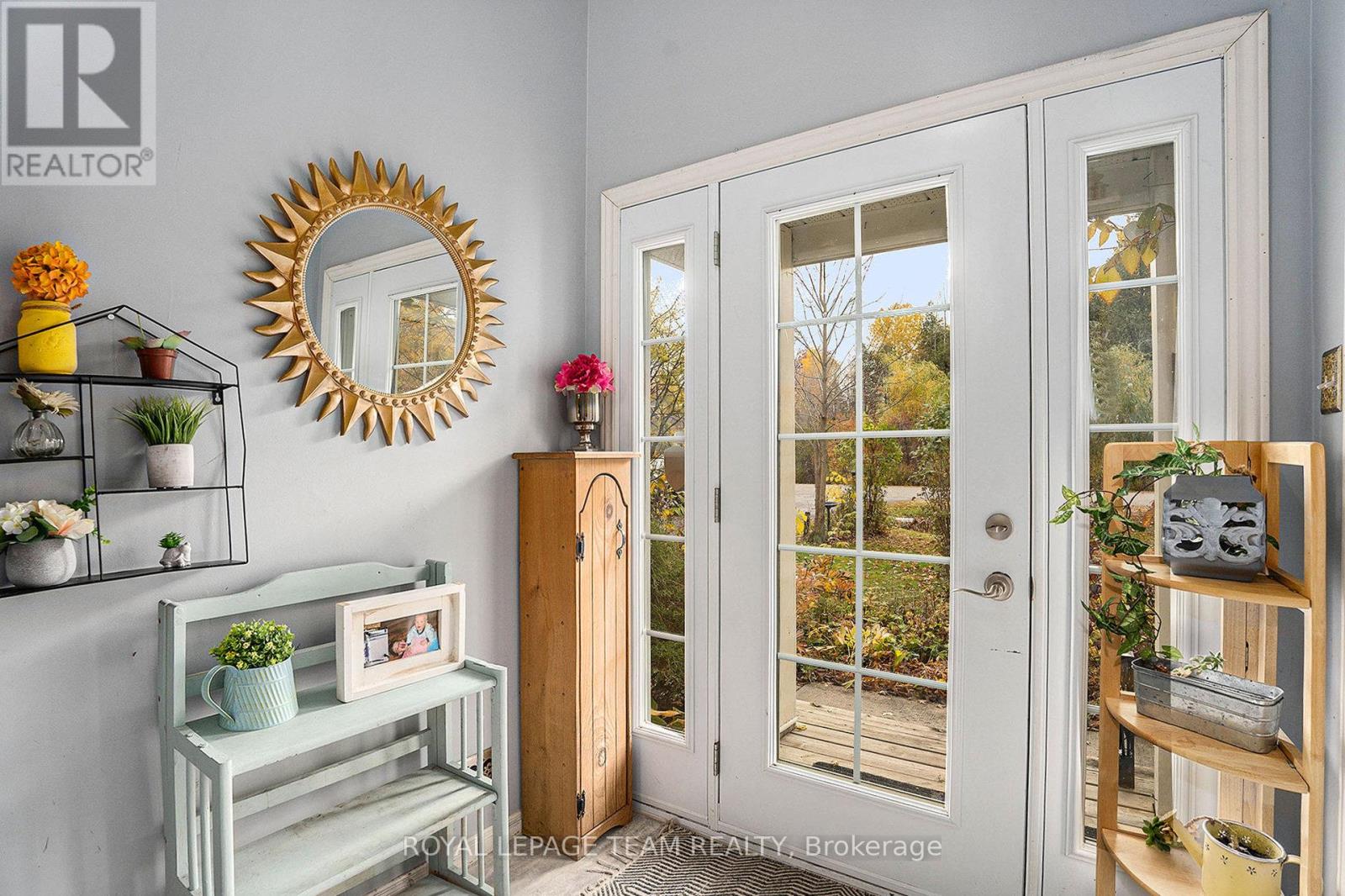 4 BLACK WALNUT ROAD - 4