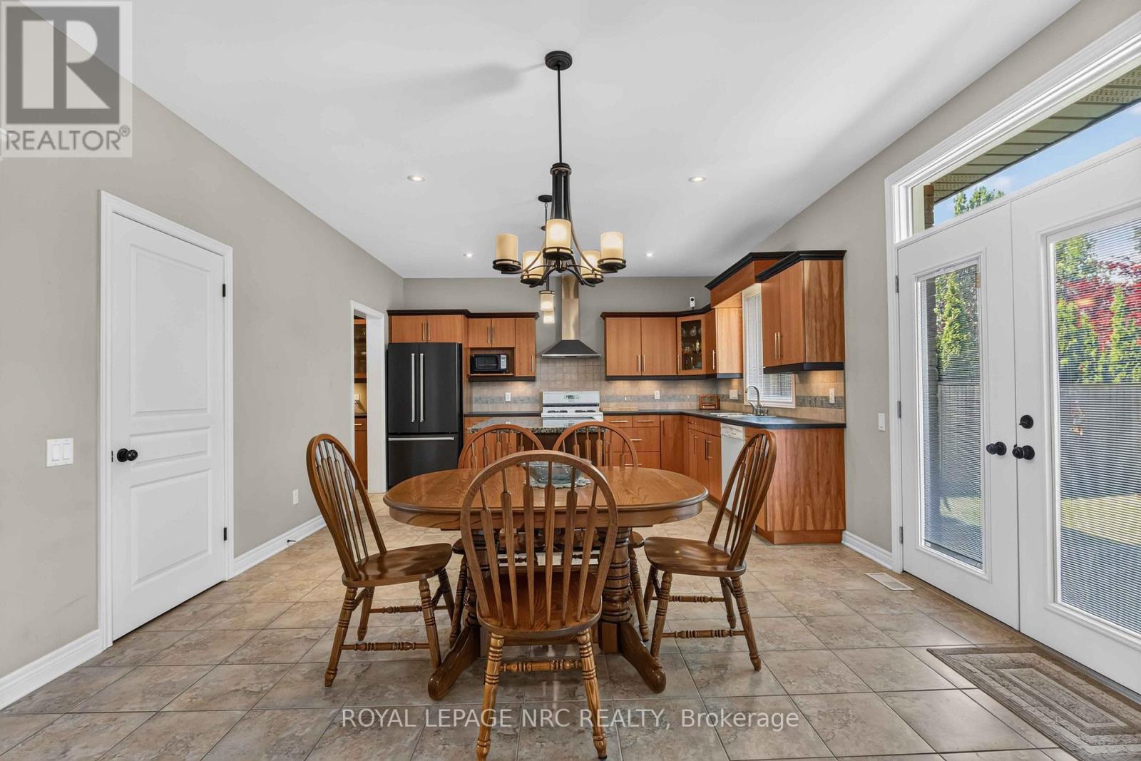378 PELHAM ROAD - 16