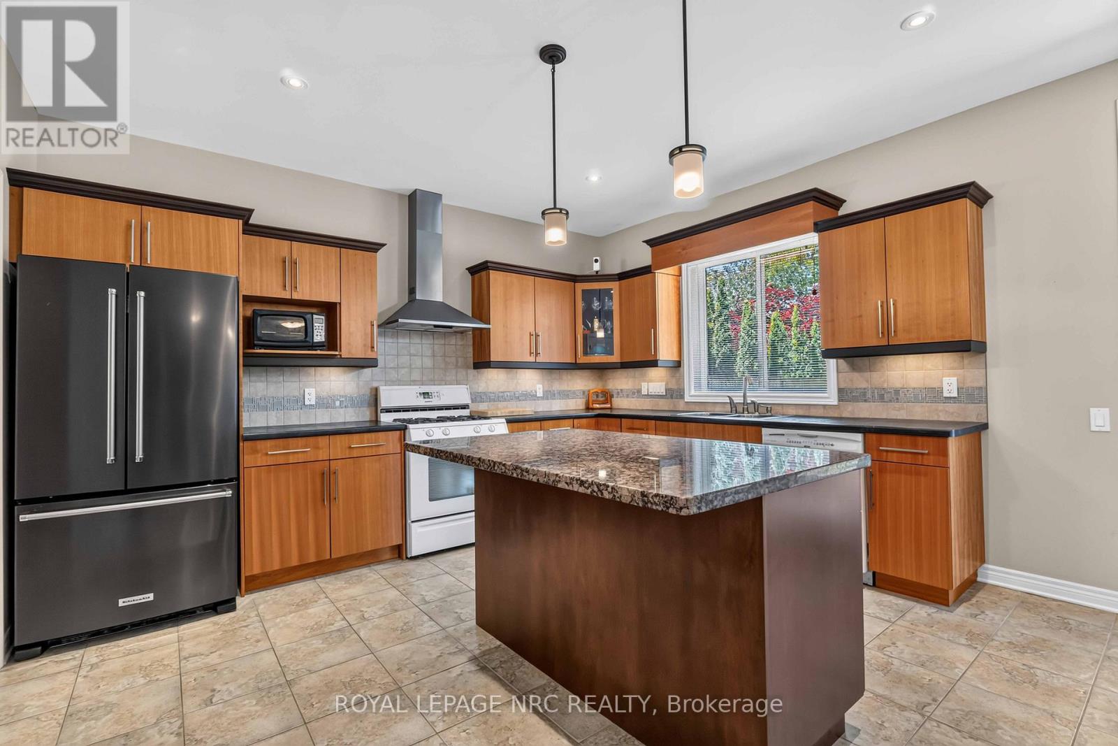 378 PELHAM ROAD - 19