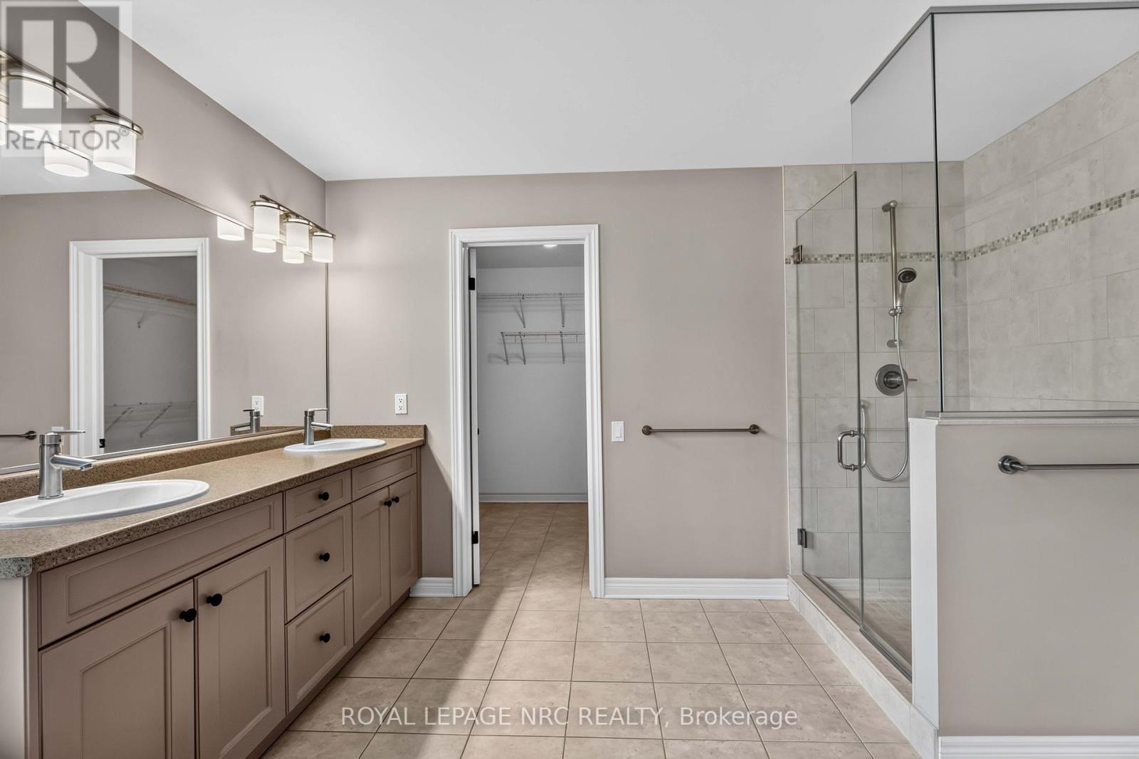 378 PELHAM ROAD - 33