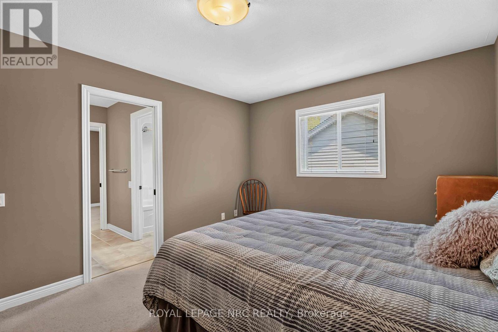 378 PELHAM ROAD - 37