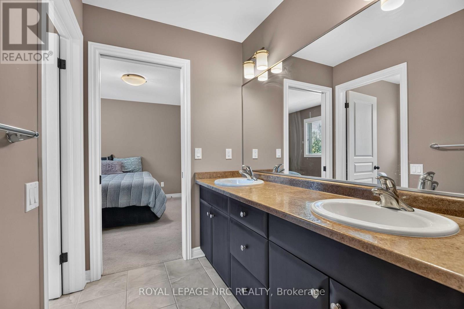378 PELHAM ROAD - 40