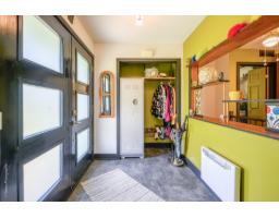 17z Ch. De La Péninsule, #b, Val Des Monts, QC J8N5J2 Photo 23