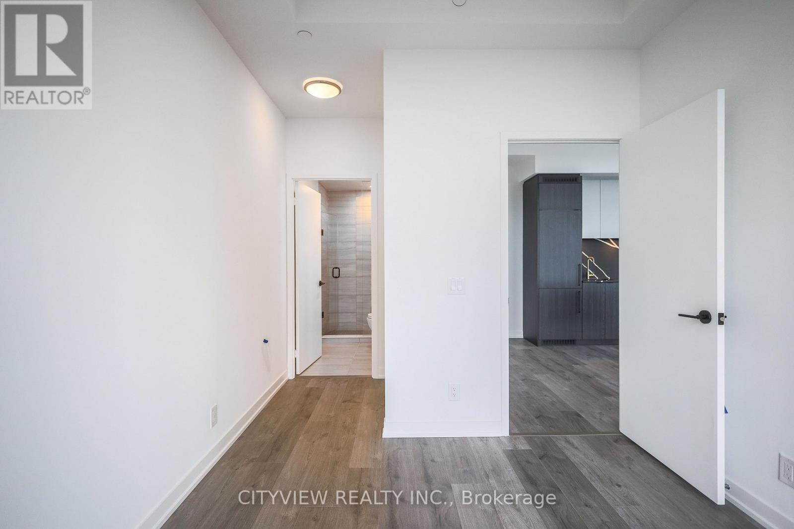 #1402 285 DUFFERIN STREET - 15