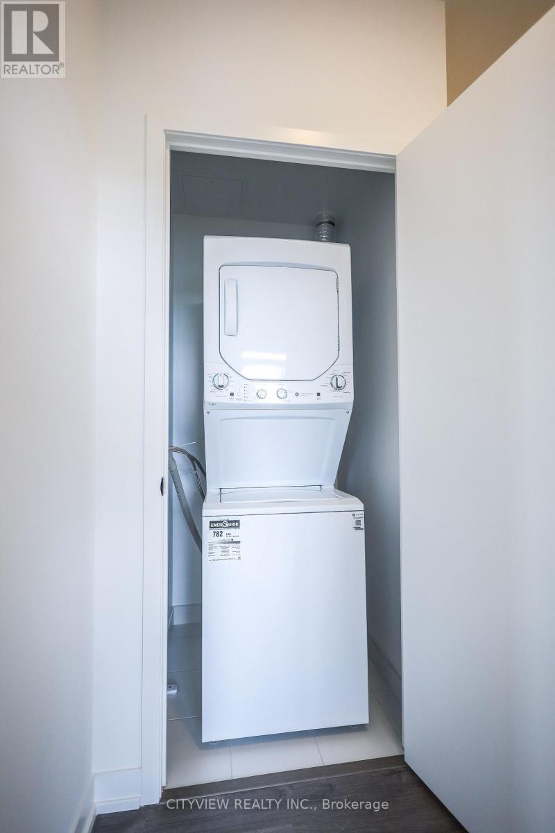 #1402 285 DUFFERIN STREET - 25