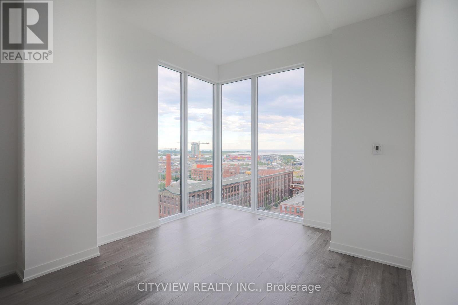 #1402 285 DUFFERIN STREET - 7