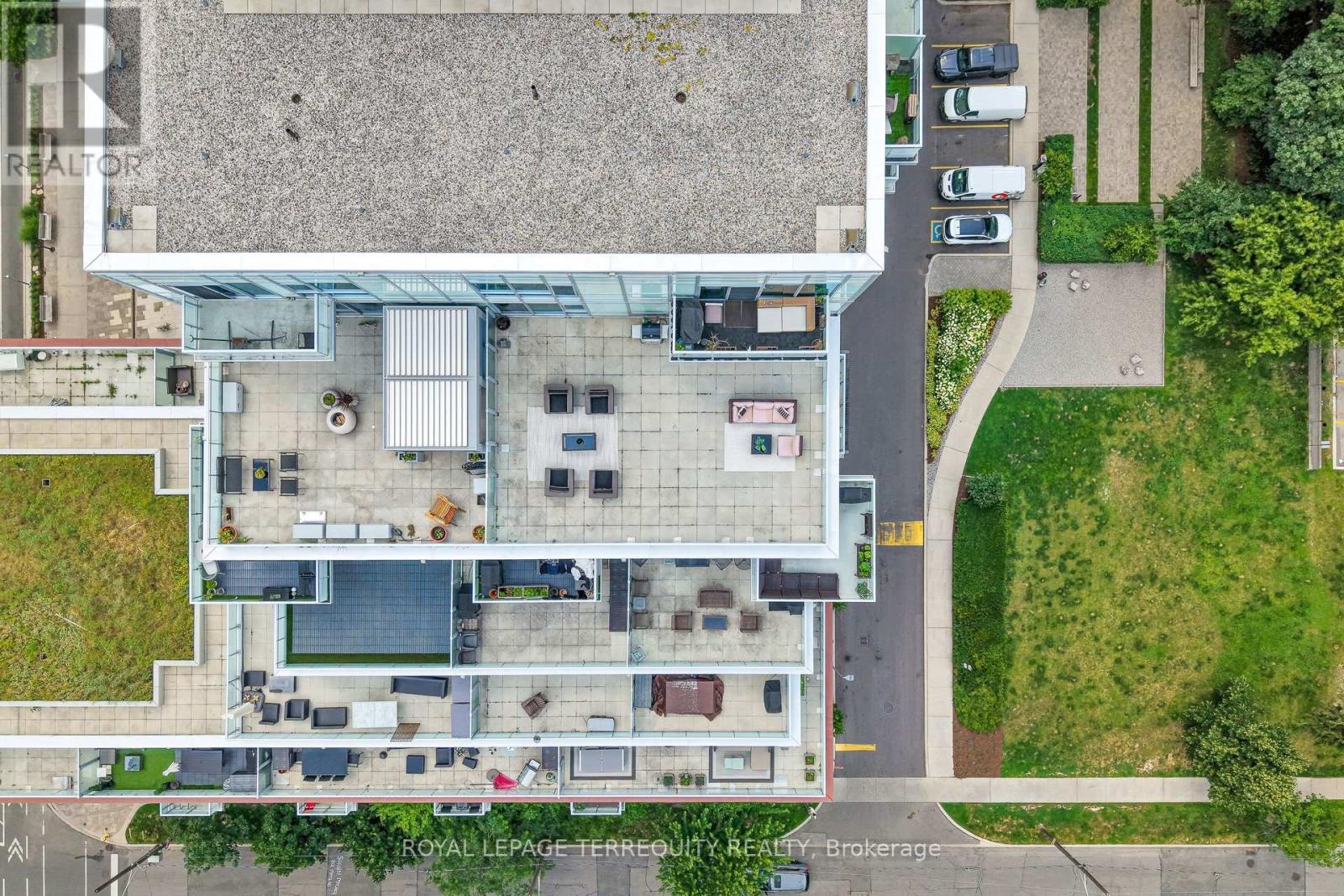 #LPH 02 1830 BLOOR STREET W - 26
