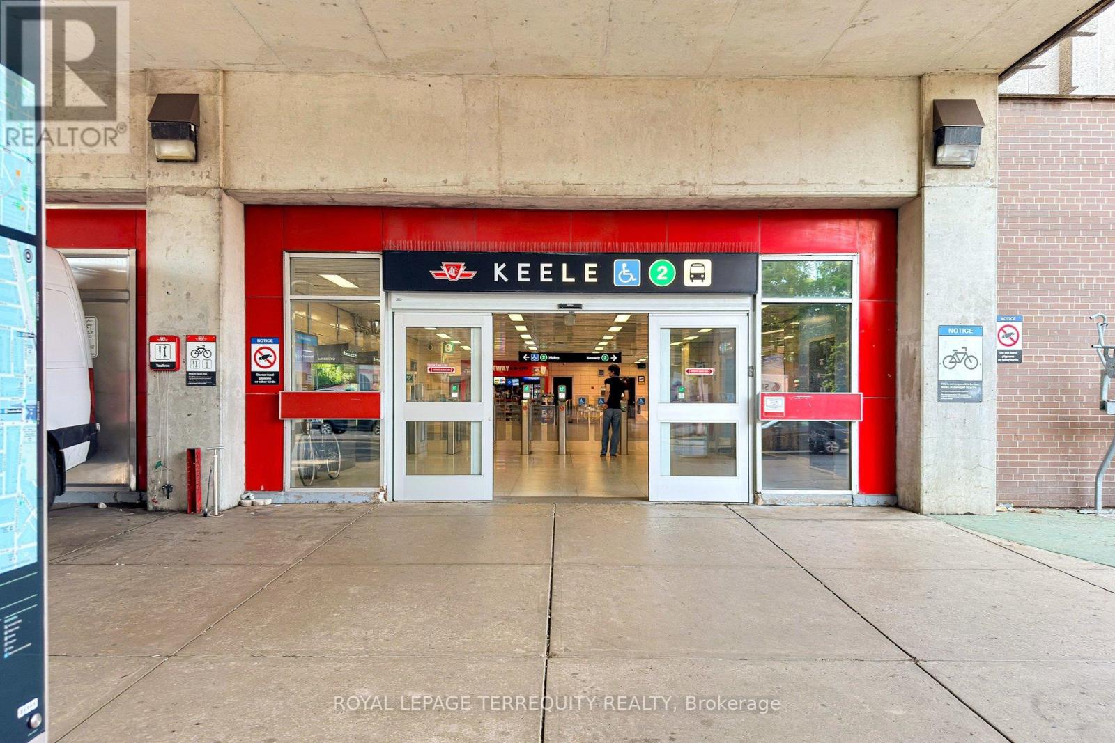 #LPH 02 1830 BLOOR STREET W - 36