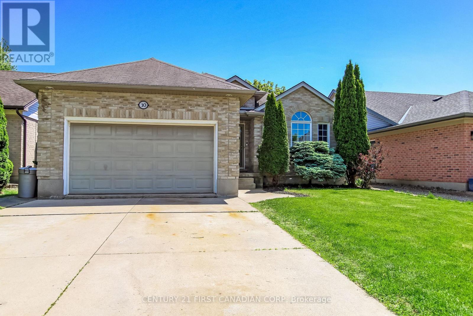 10 STEEPLECHASE COURT - 2