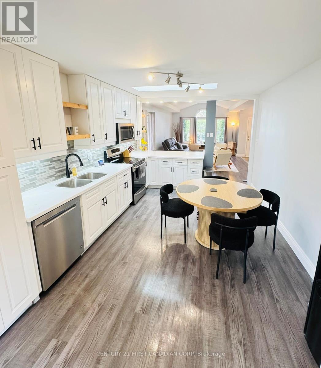 10 STEEPLECHASE COURT - 8