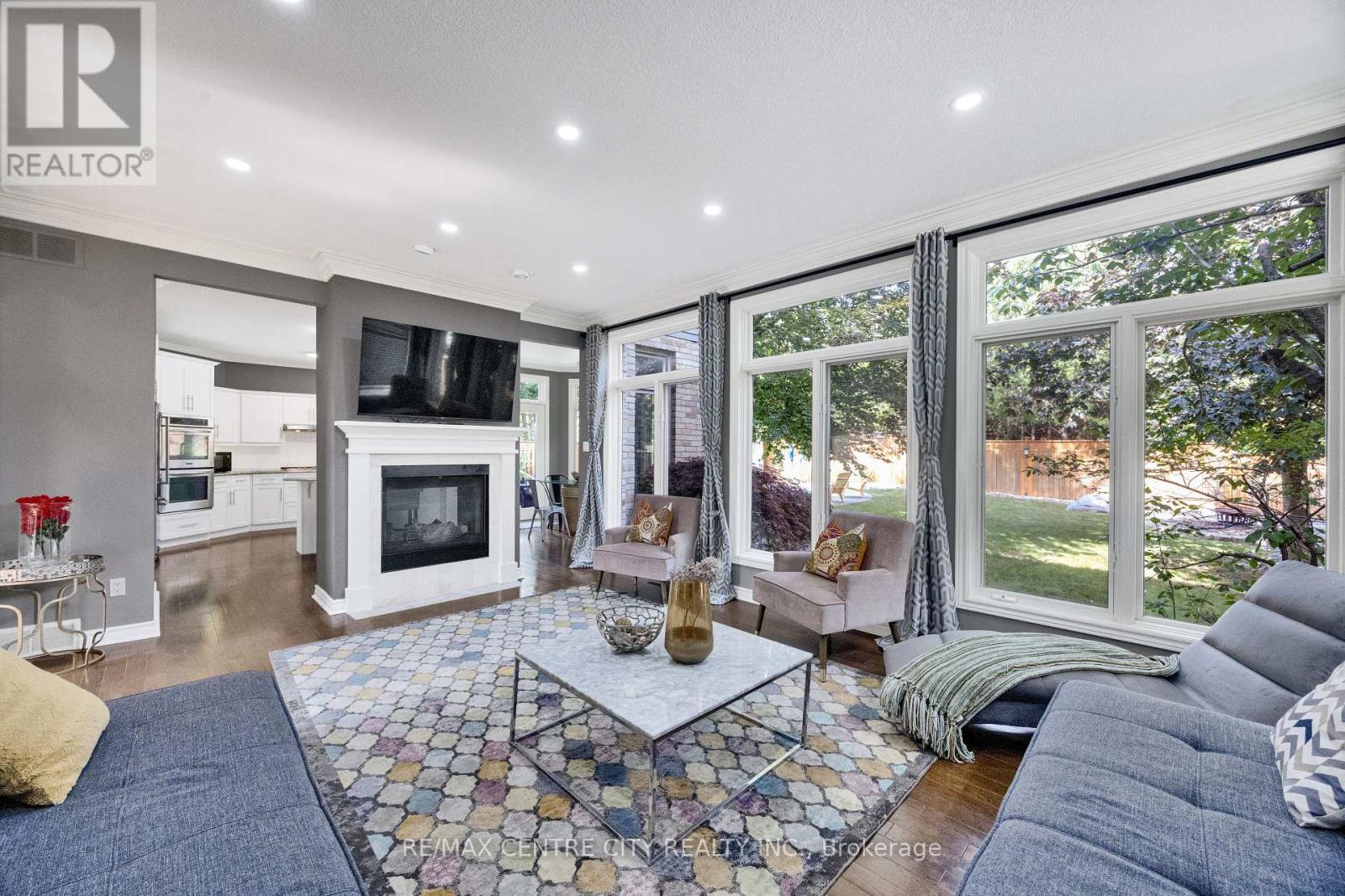 2 HAVENWOOD WAY - 12
