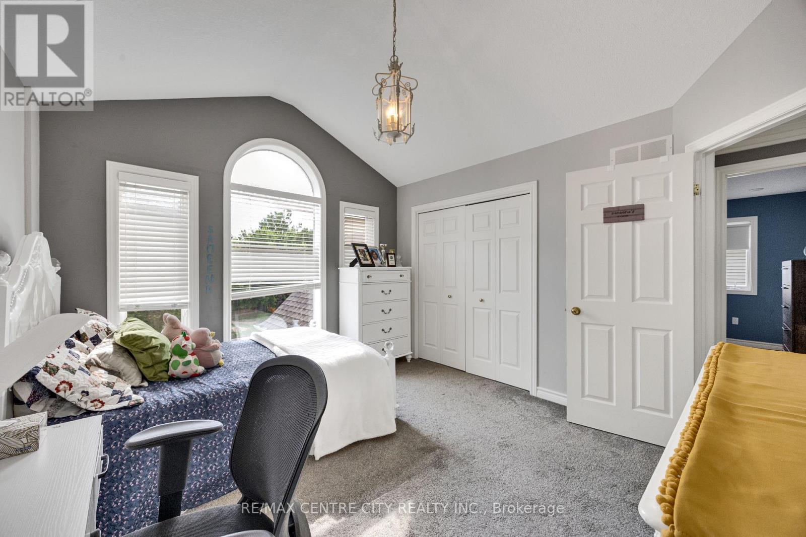 2 HAVENWOOD WAY - 38
