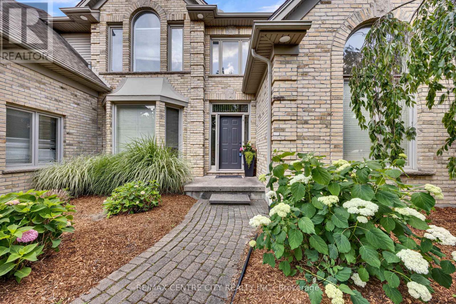 2 HAVENWOOD WAY - 4