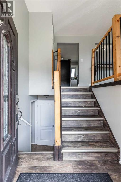516 Sissons Crescent SE - photo 5