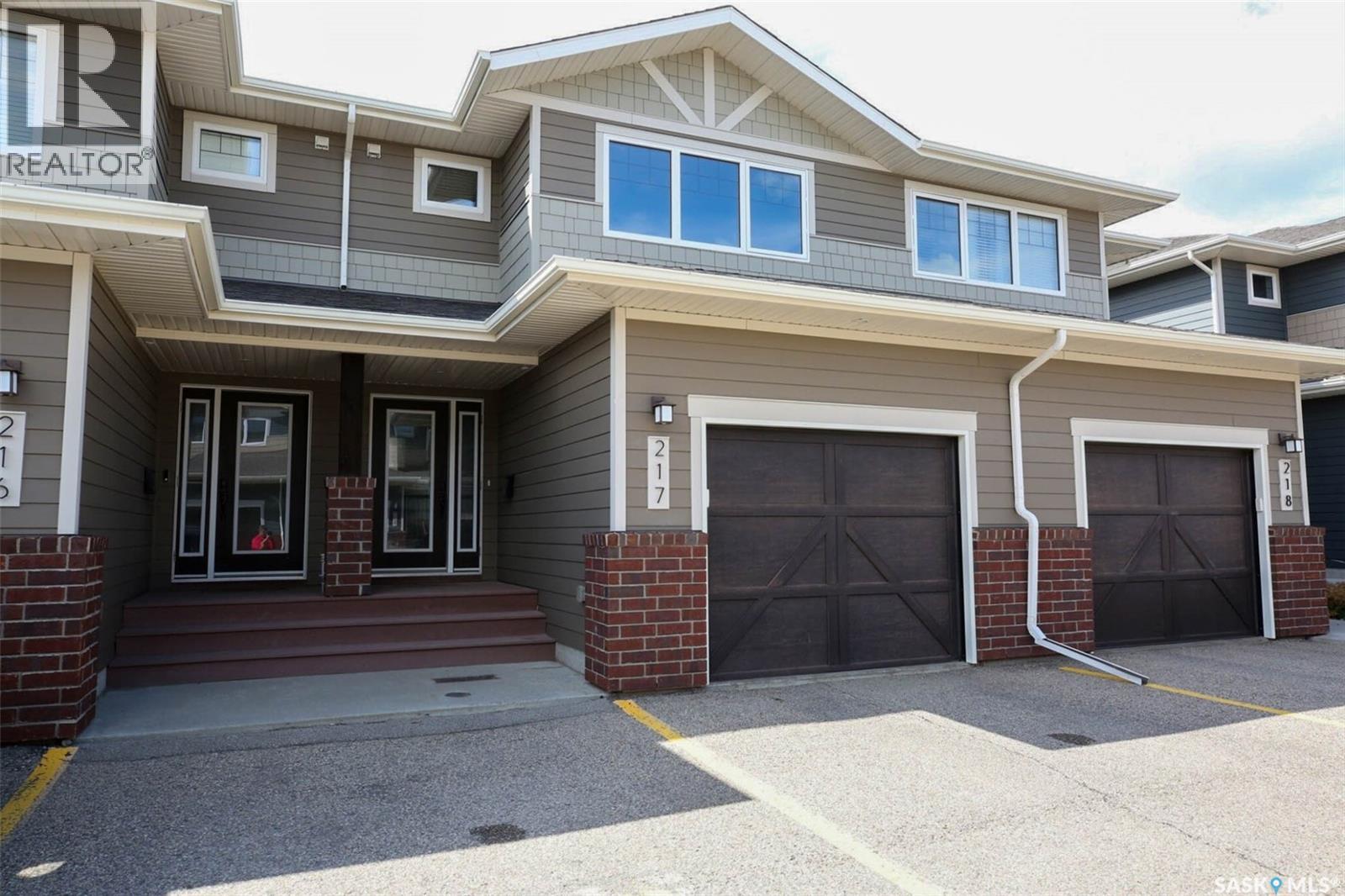 #217 4002 Sandhill CRESCENT - 1