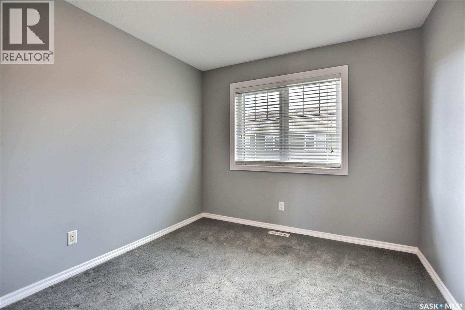 #217 4002 Sandhill CRESCENT - 19