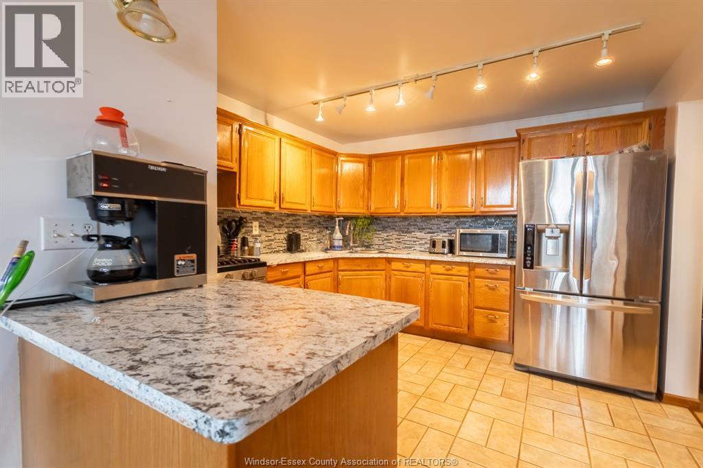 3280 TALBOT TRAIL - 12