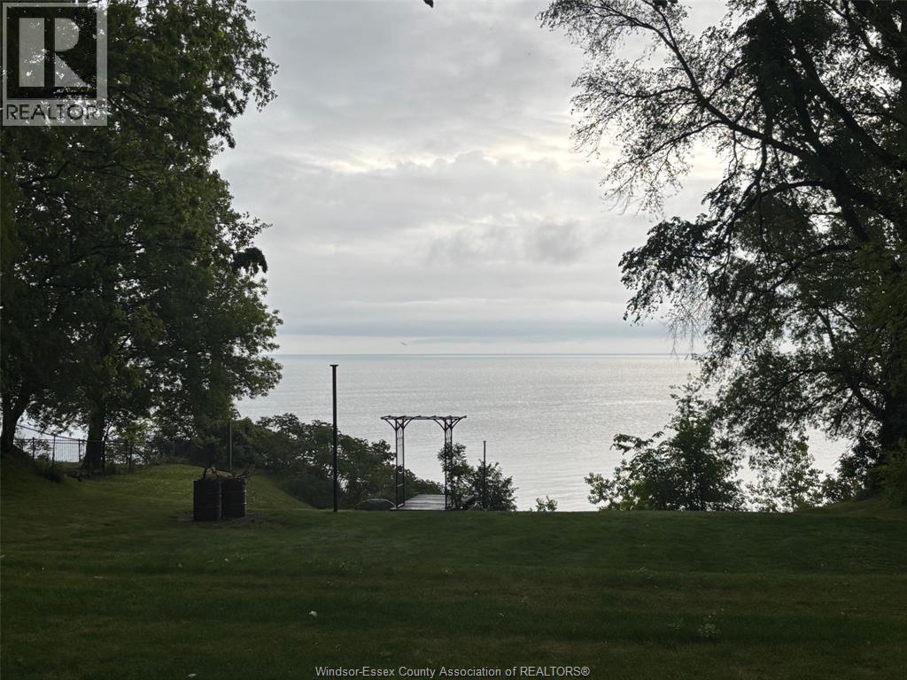 3280 TALBOT TRAIL - 34