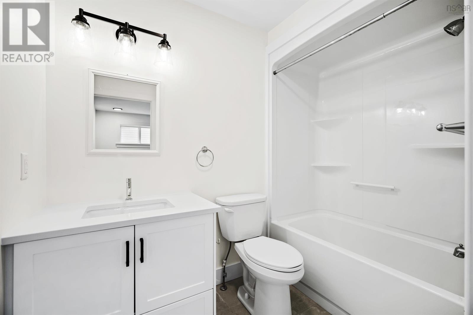 531 Cowie Hill Road - 31