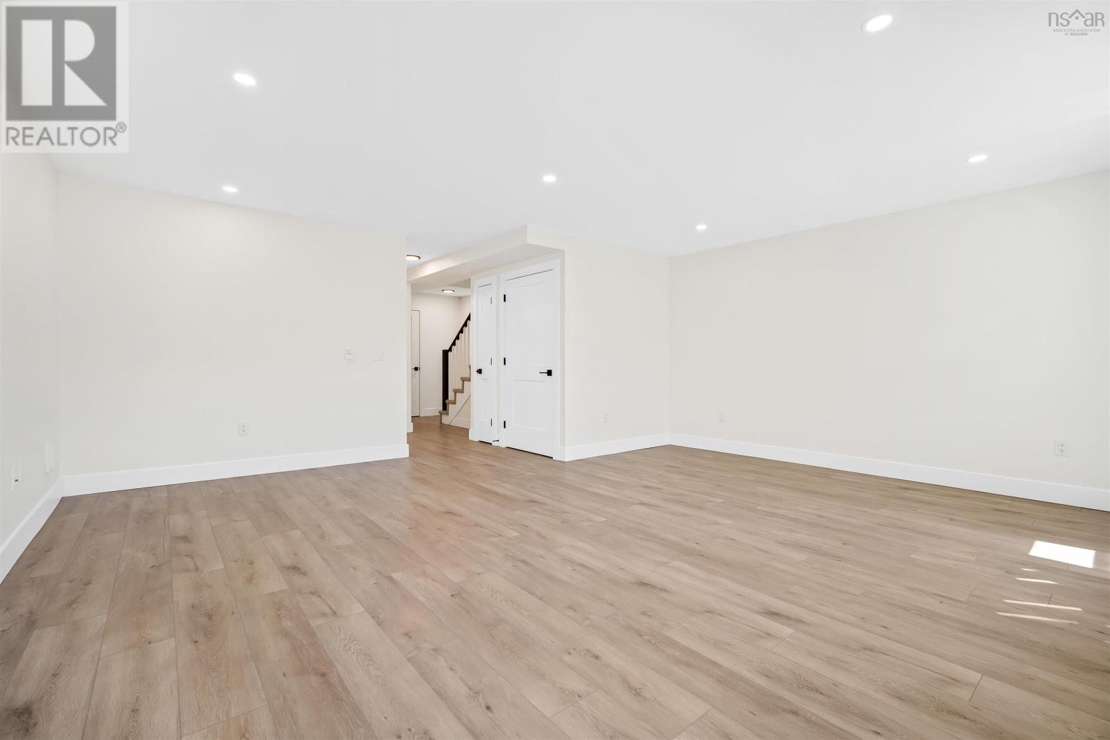531 Cowie Hill Road - 36