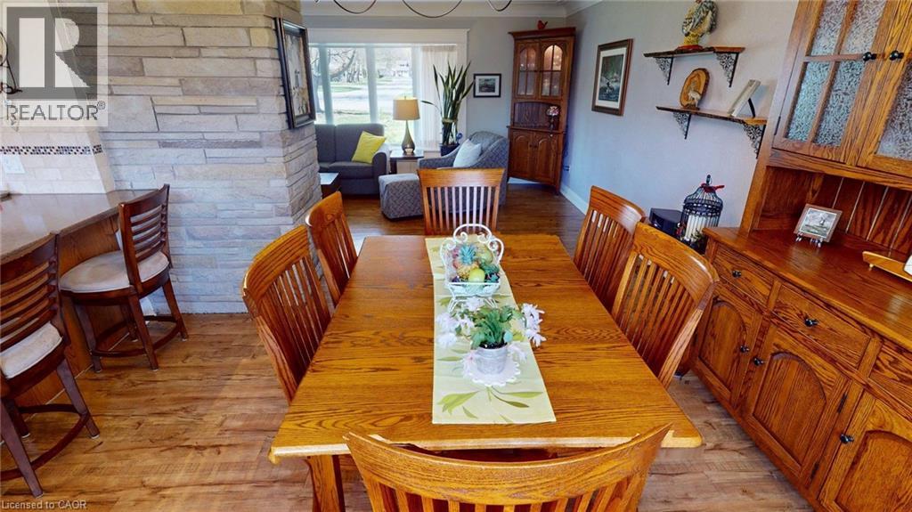 16 DALEVIEW Crescent - 11
