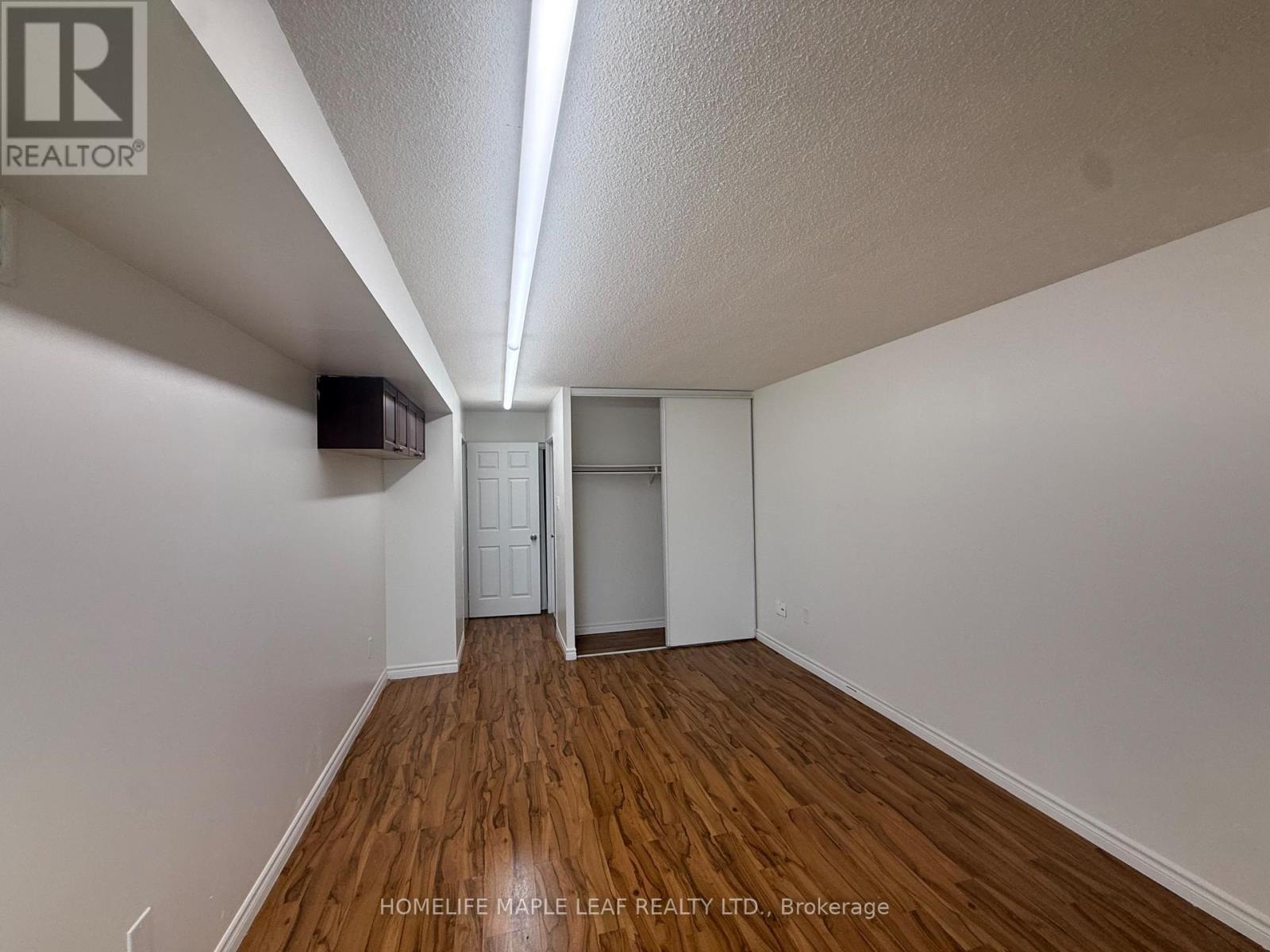 ## 412 4470 TUCANA COURT - 35
