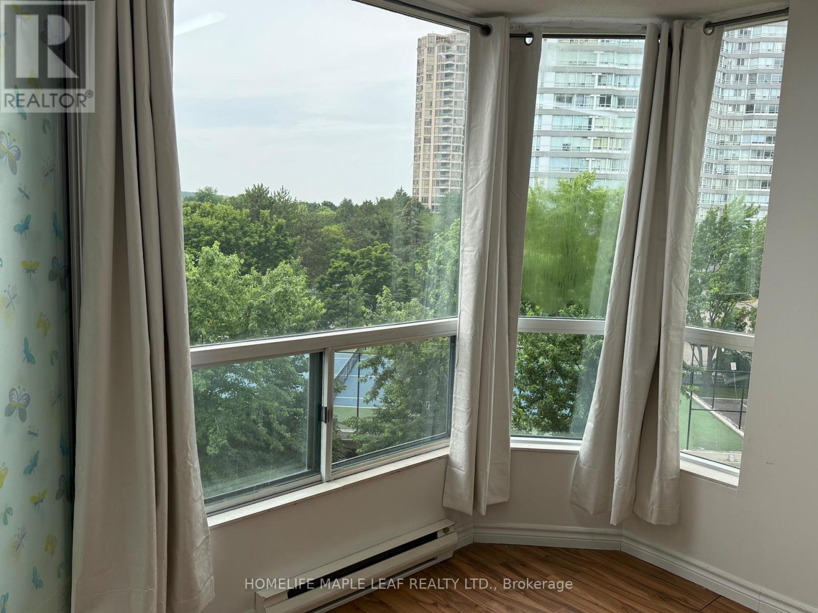 ## 412 4470 TUCANA COURT - 37