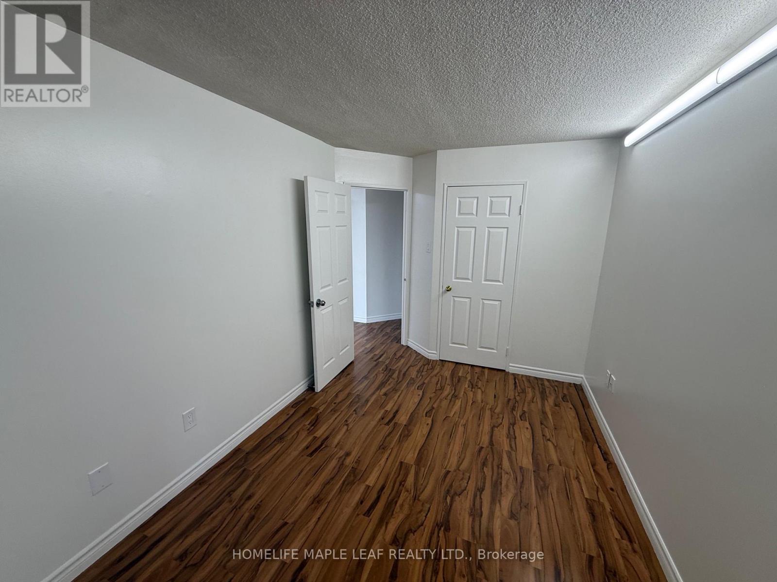 ## 412 4470 TUCANA COURT - 27
