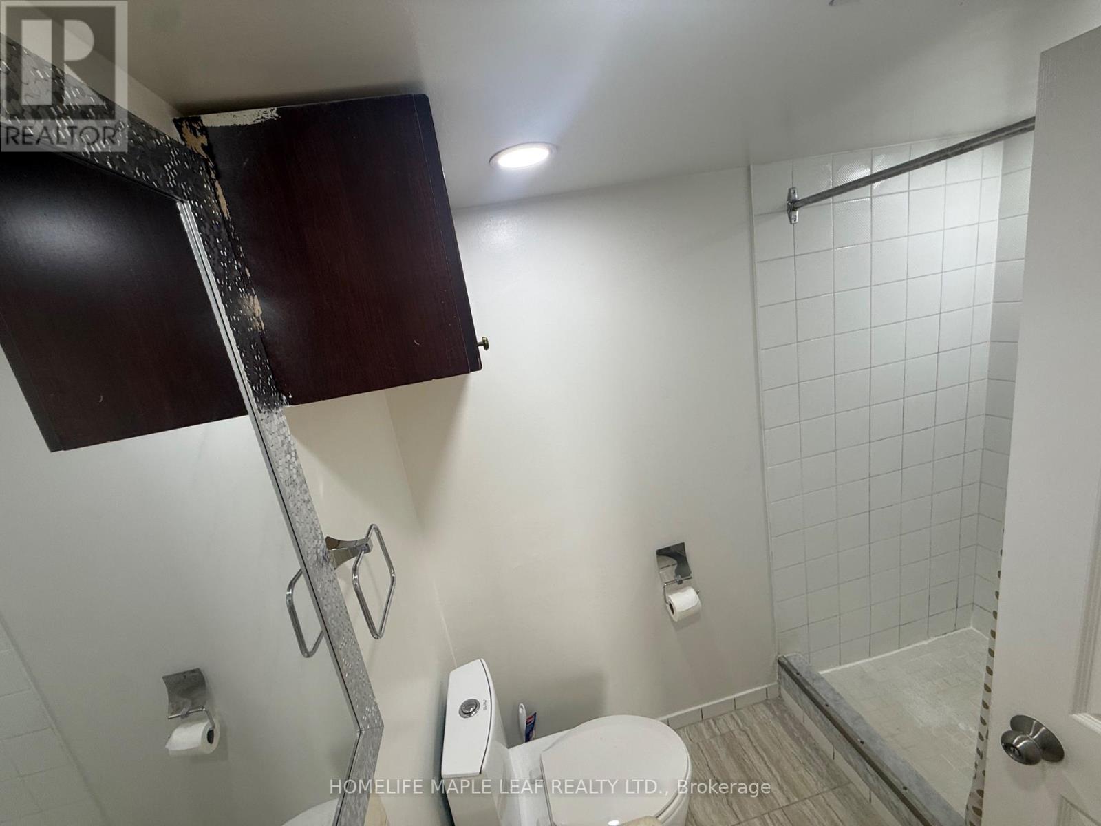 ## 412 4470 TUCANA COURT - 17