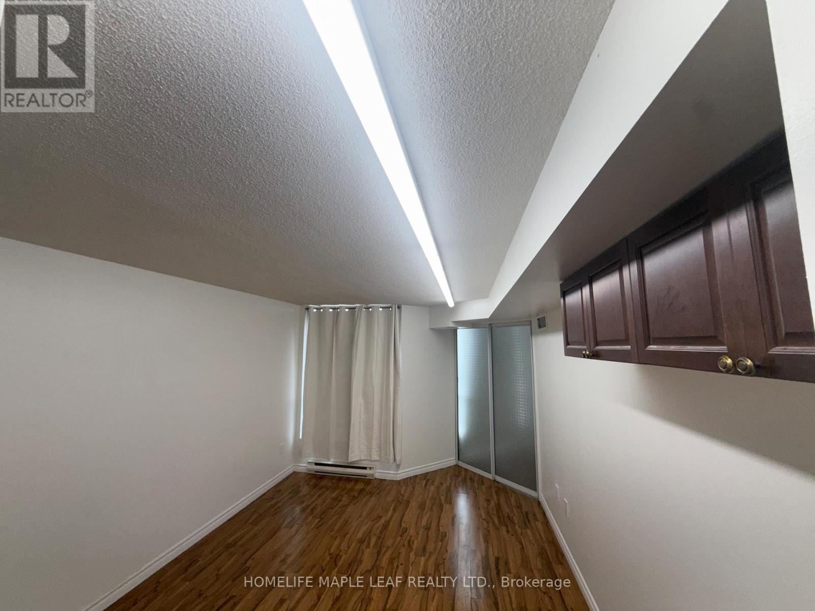 ## 412 4470 TUCANA COURT - 44