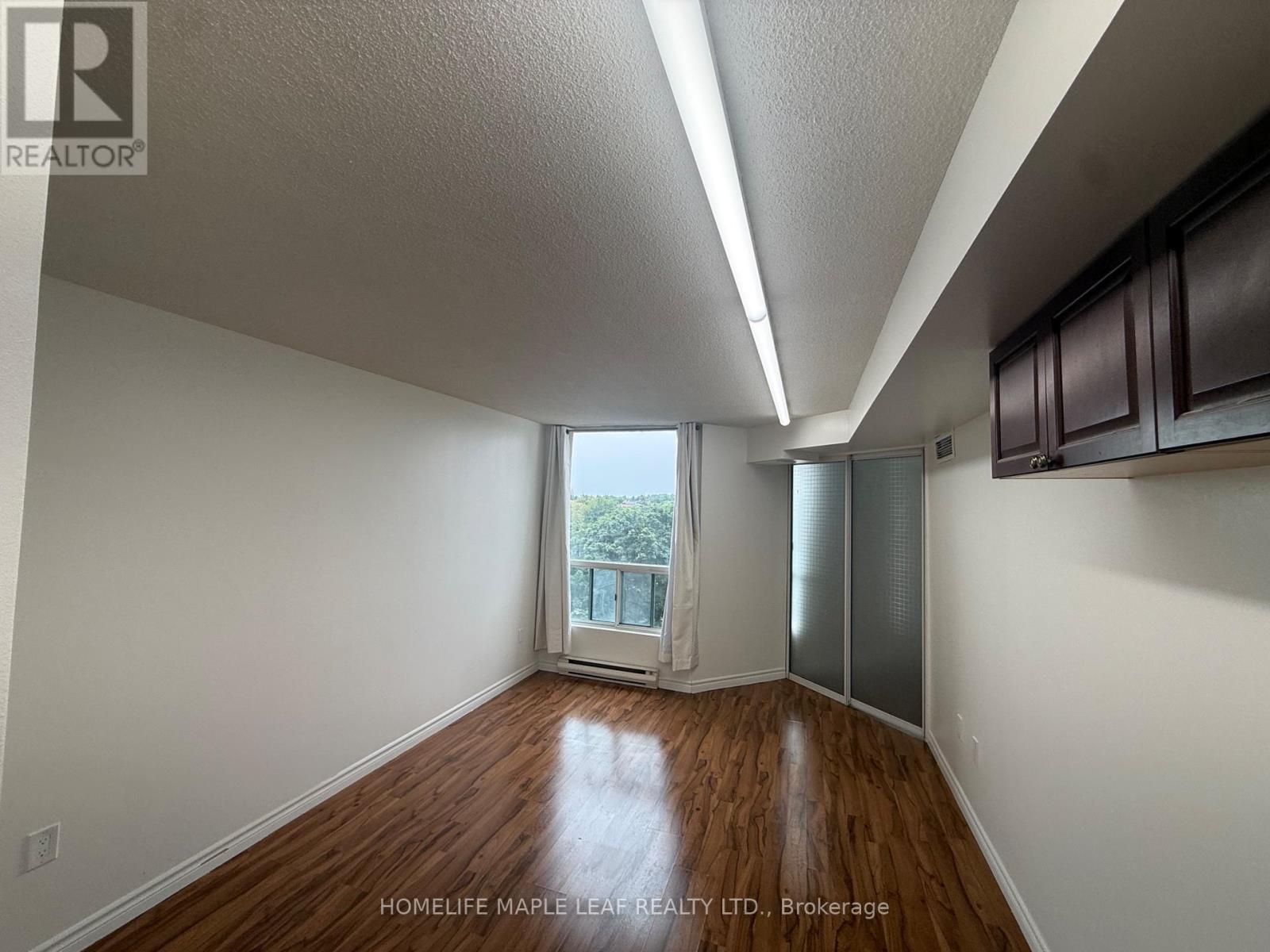 ## 412 4470 TUCANA COURT - 45