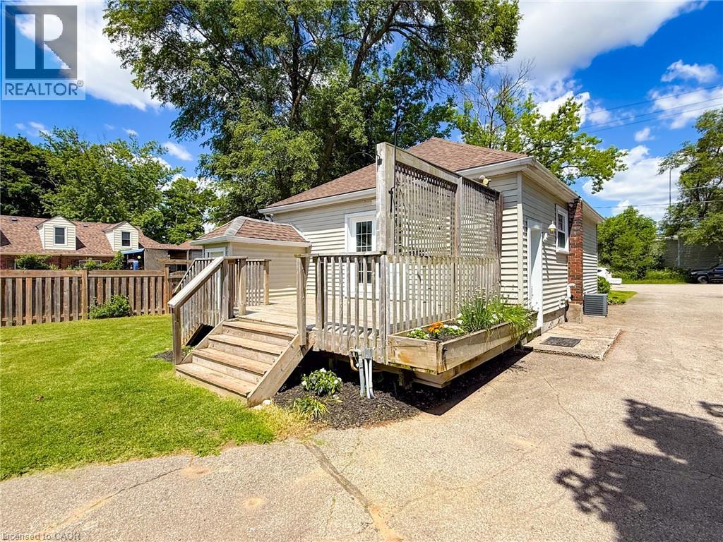 93 BARNES Avenue - 27